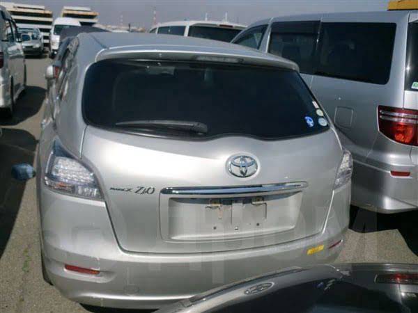 Toyota Mark X Zio - 2008 год